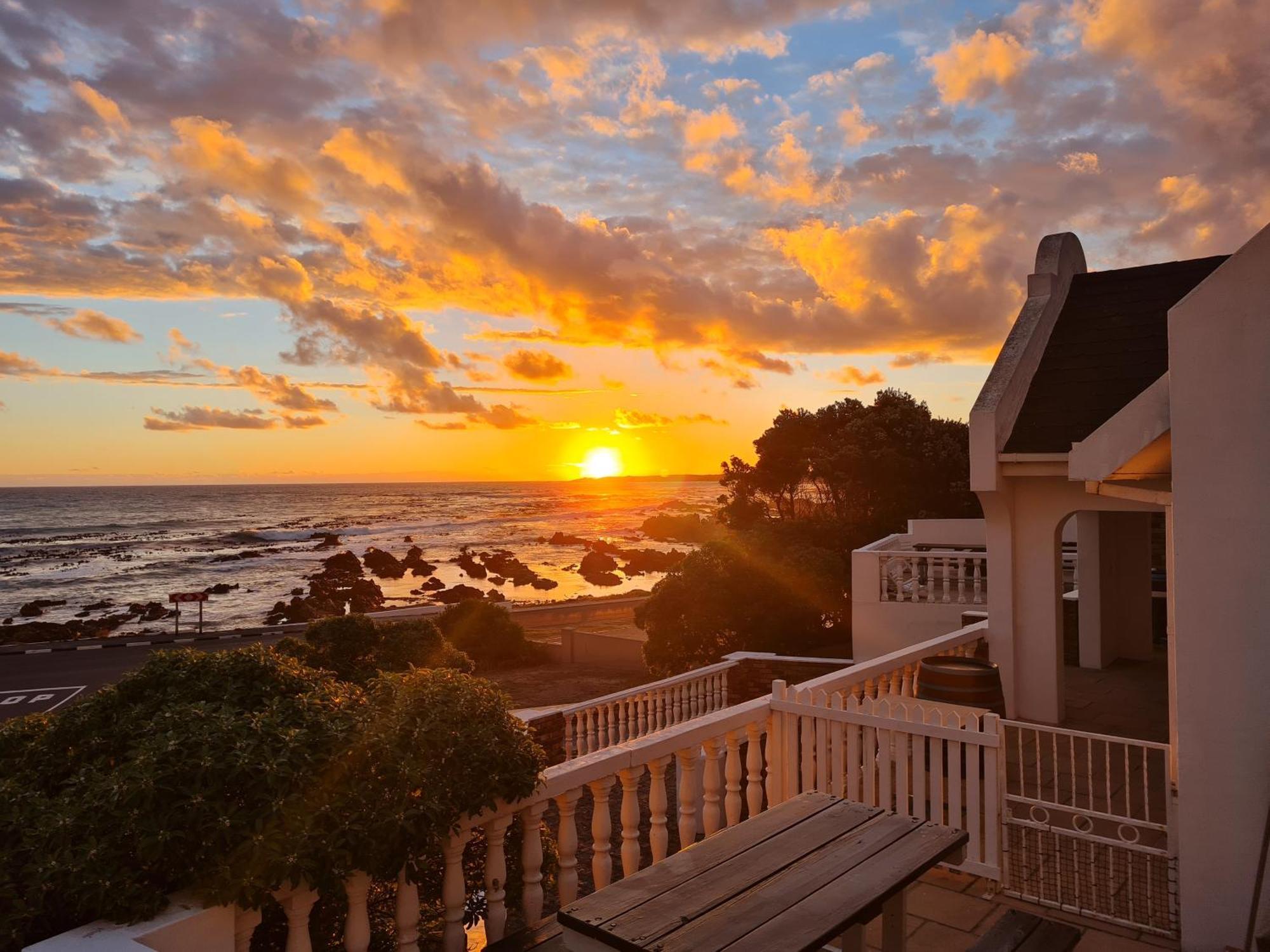 Walkerbay Accommodation Gansbaai Exterior photo
